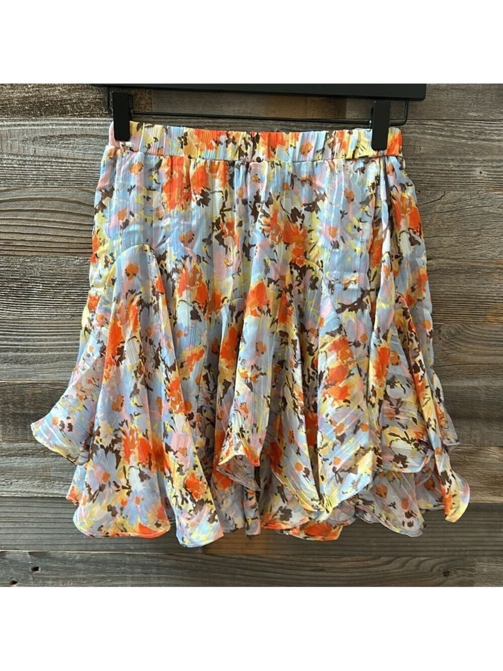 Elliatt Laquat Skirt in Multi Floral NWT Size XS - Picture 5 of 10